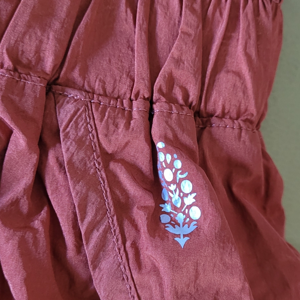 Free People Movement Shorts Color Rust - Picture 4 of 4
